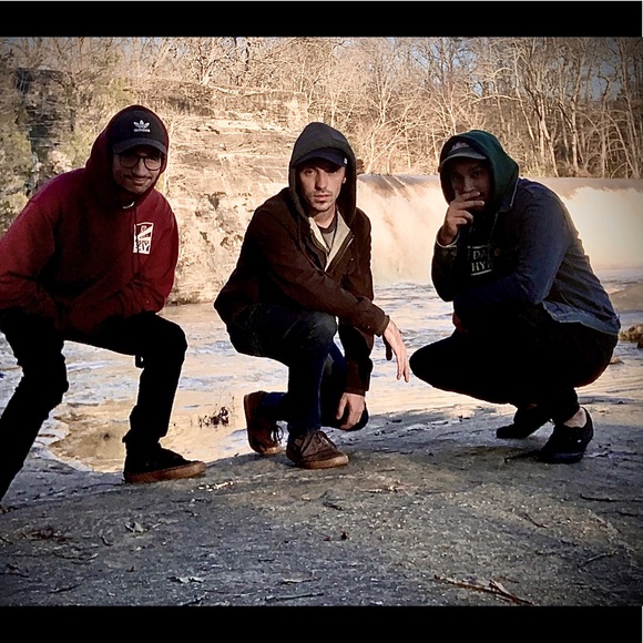 Meet your Posher, Brannden - Picture 1 of 1